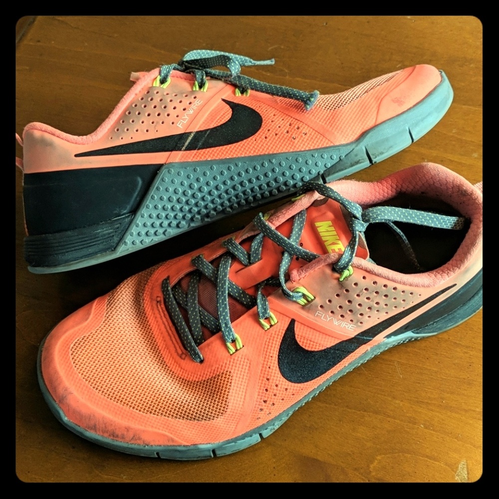 Nike met cons